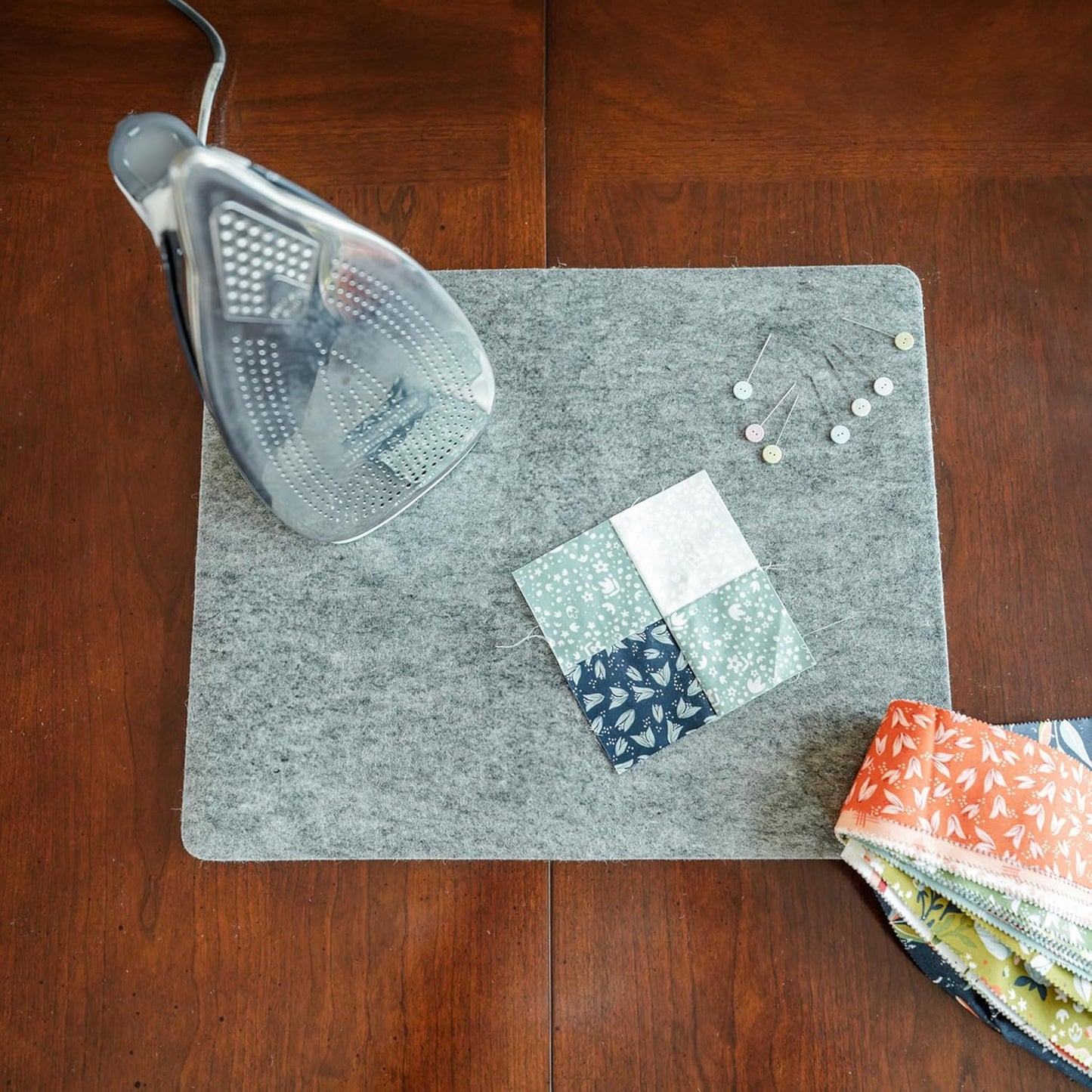 Novodon Merino Wool Pressing Mat for Quilting 17" x 13.5" 100% Merino Wool Pressing Mat for Quilting and Ironing