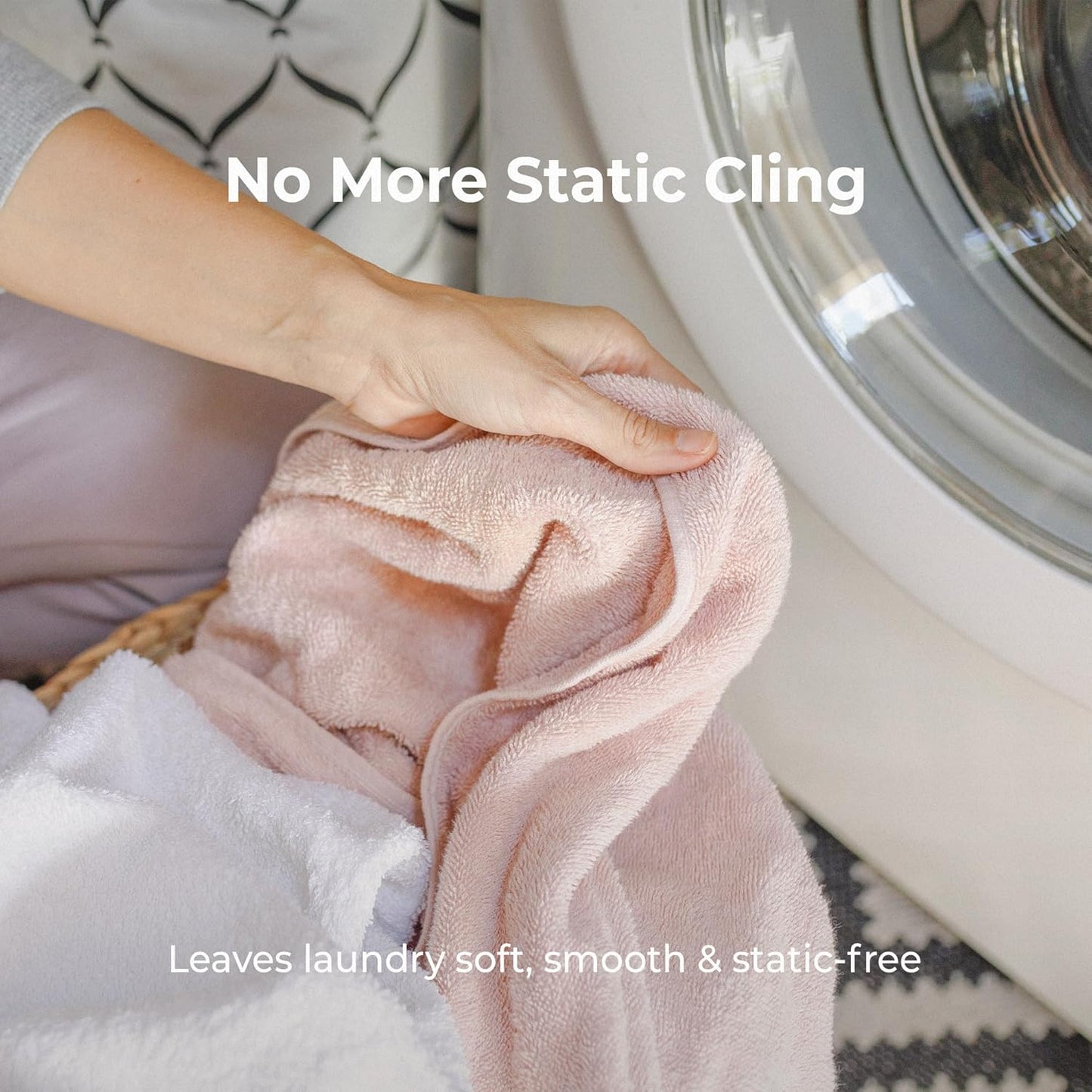 Concentrated Liquid Fabric Softener, Hypoallergenic & Gentle on Skin, Korean Scent Experience, Signature White Woody Musk Scent, Long-Lasting Fragrance, Static Reducer & Wrinkle Minimizer, 16.9 fl oz