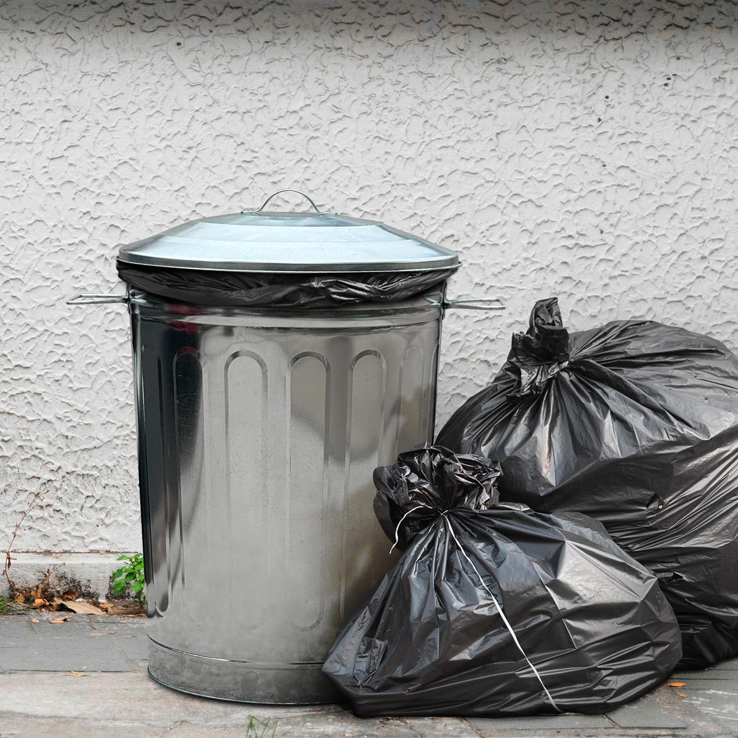 Plexon Round Trash Can 13 Gallon, Vintage Metal Outdoor Trash Can with Lid, Retro Farmhouse Garbage Container, Old School Modern Ash Bucket, Galvanized Steel 6 Pack